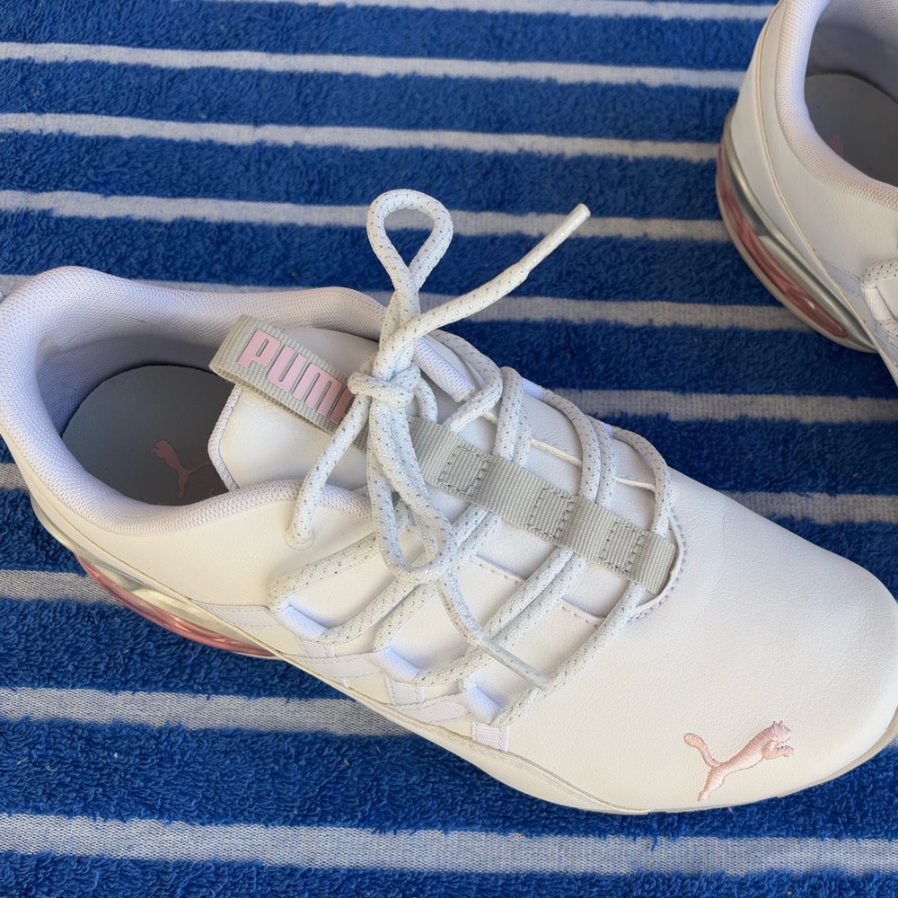 Puma Women’s Riaze Prowl SL Speckle Shoes 8.5
NWOT - Picture 8 of 8